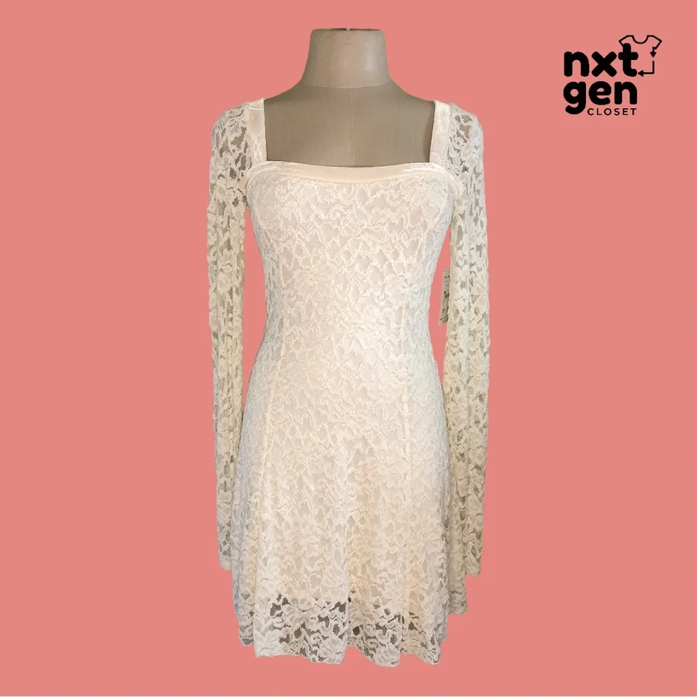 🔥NWT🔥 Flirt For You Women’s Alabaster Lace Dress from Free People - Picture 1 of 6